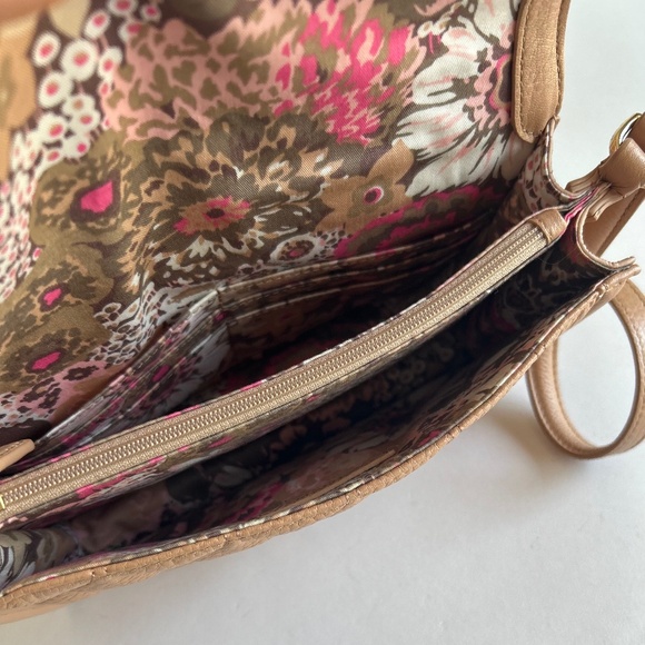 Vera Bradley Cream Pebble Leather Crossbody Shoulder Bag - Picture 9 of 11